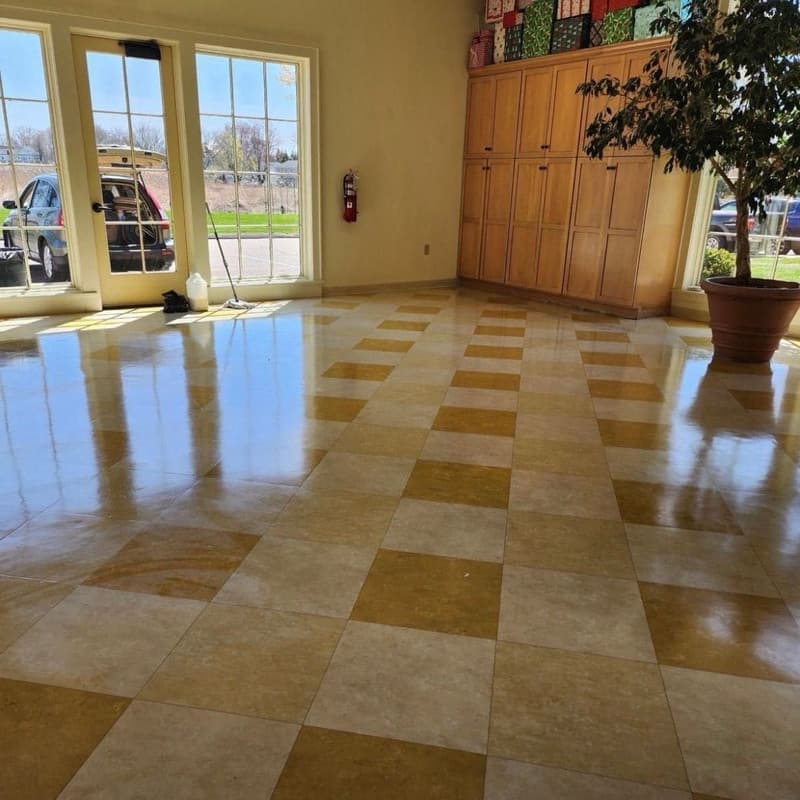 Floor & Carpet Cleaning